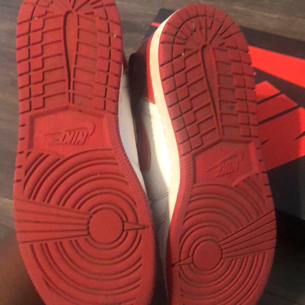 Jordan 1 - Picture 4 of 6